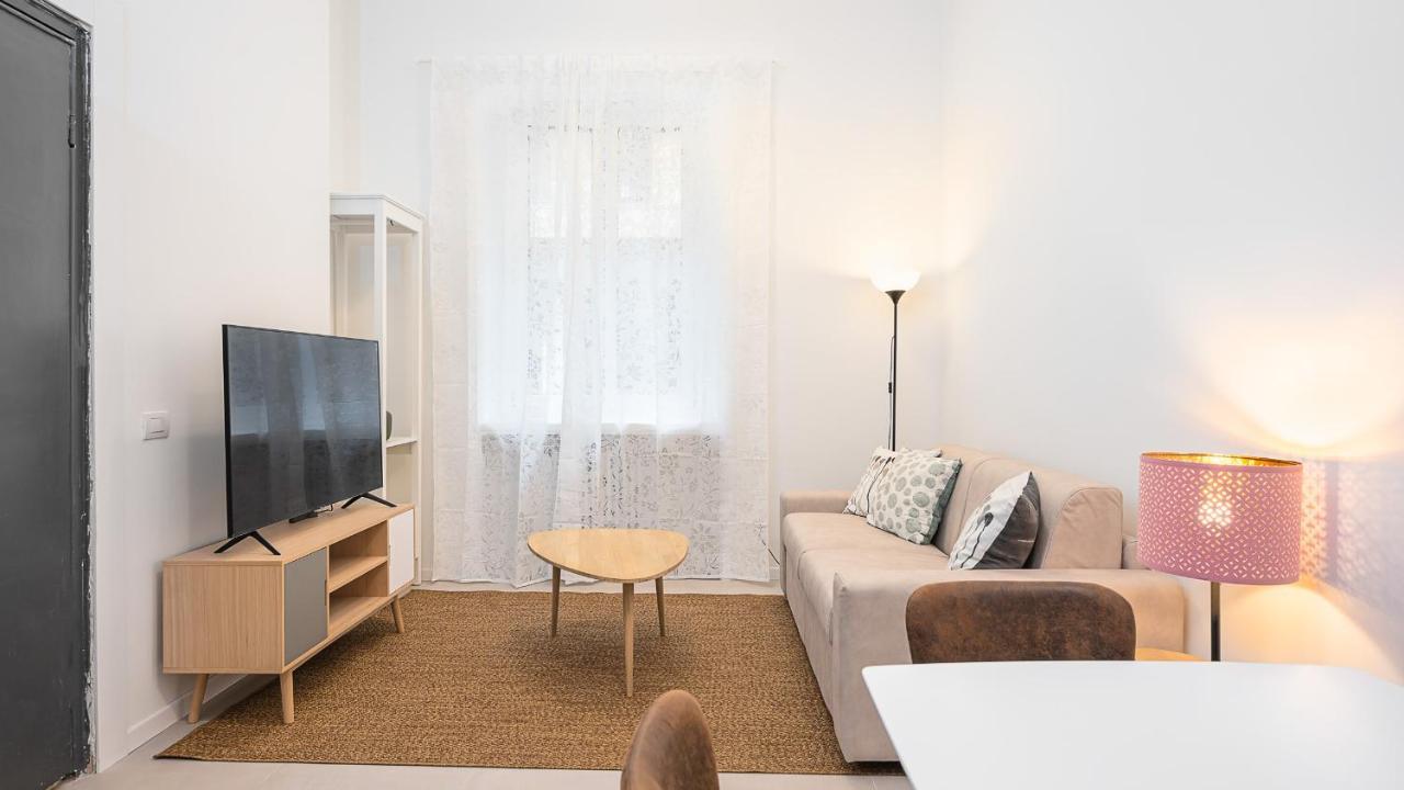 Classbnb - Due Moderni Appartamenti A 1Km Dall'Arco Della Pace Milano Eksteriør bilde